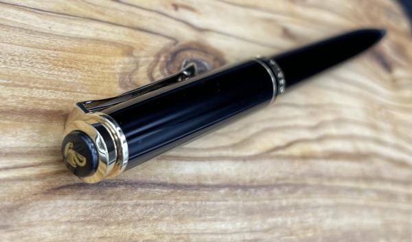 Pelikan Souverän D300 black